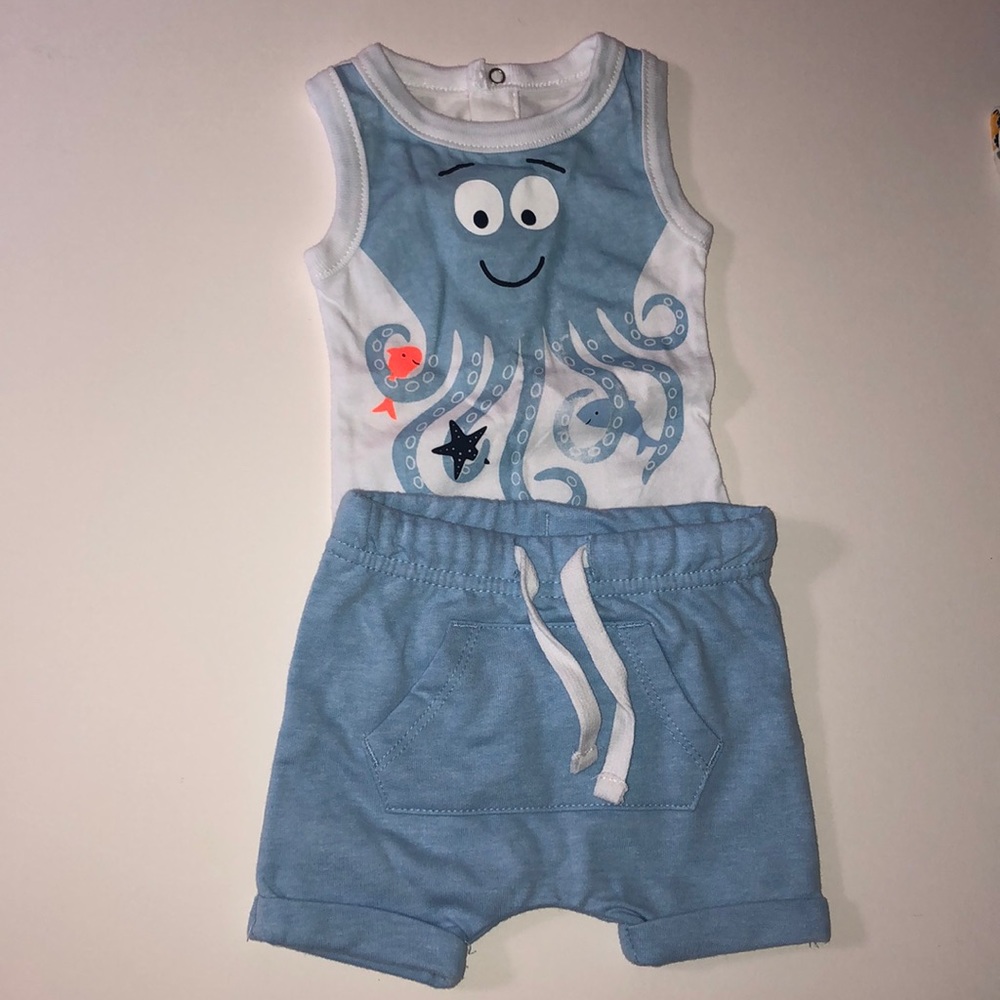 Boys set with onsie and shorts